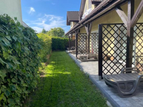 Pod Szumiącym Dębem in Gąski